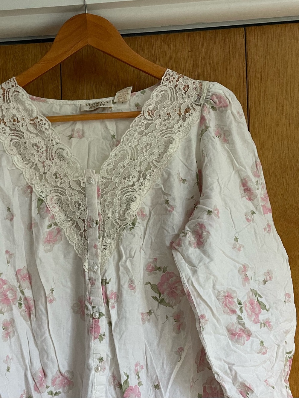 Victoria’s Secret vintage nightgown 100% cotton size medium white pink floral